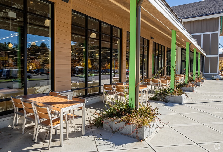 More Photos Of 21 Ensign Dr, Avon Unknown For Lease