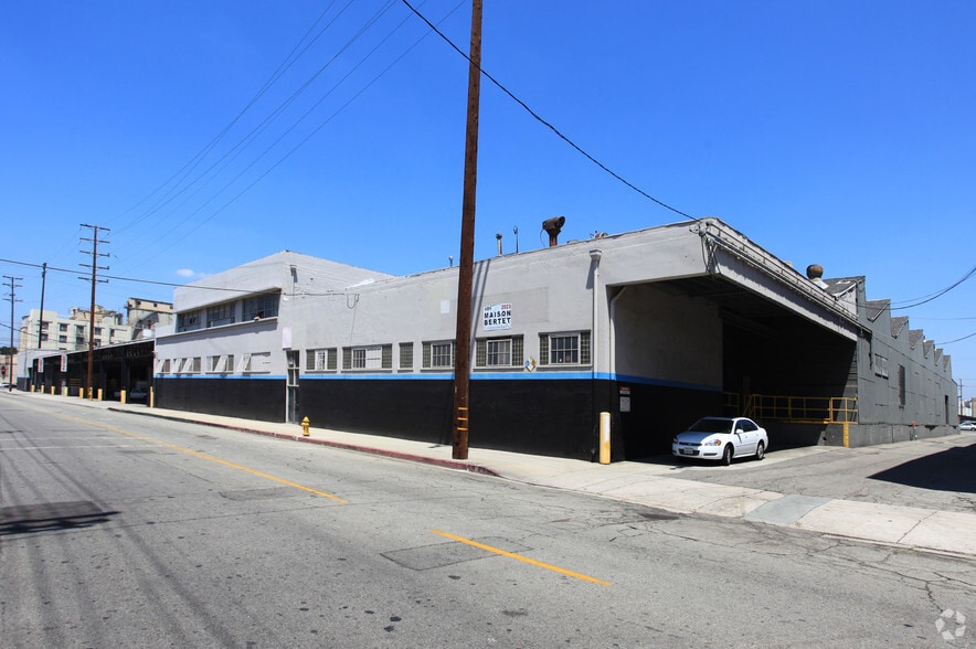 More Photos Of 1901-2023 E 55th St, Vernon Manufacturing For Lease