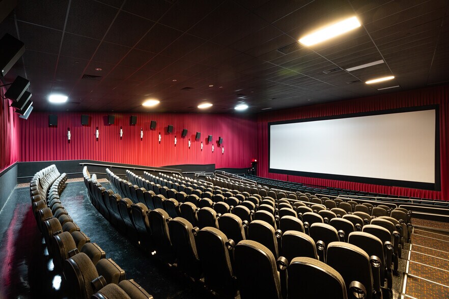 More Photos Of 16501 SE Division St, Portland Movie Theatre For Sale