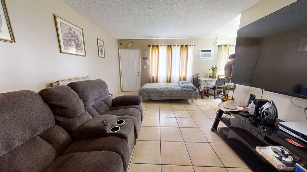 More Photos Of 13226 Paxton St, Pacoima Apartments For Sale
