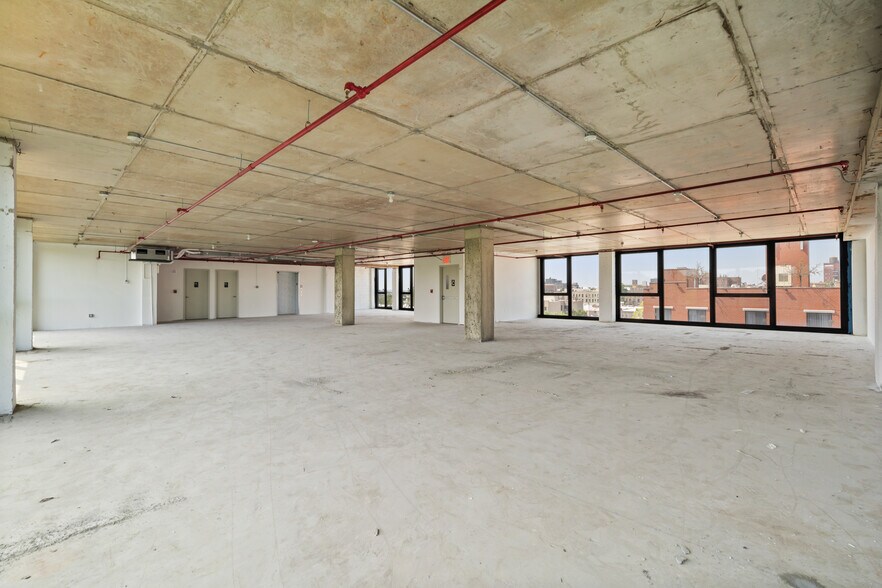 More Photos Of 825 39th St, Brooklyn Office For Sale