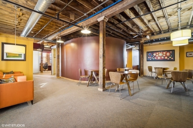More Photos Of 1348 W Concord Pl, Chicago Office For Sale