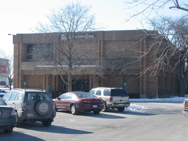 More Photos Of 4350 W Lincoln Hwy, Matteson Office For Sale