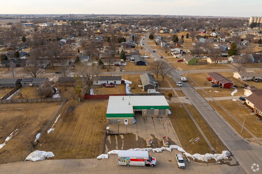 More Photos Of 1105 Lincoln St SE, Bondurant Carwash For Sale