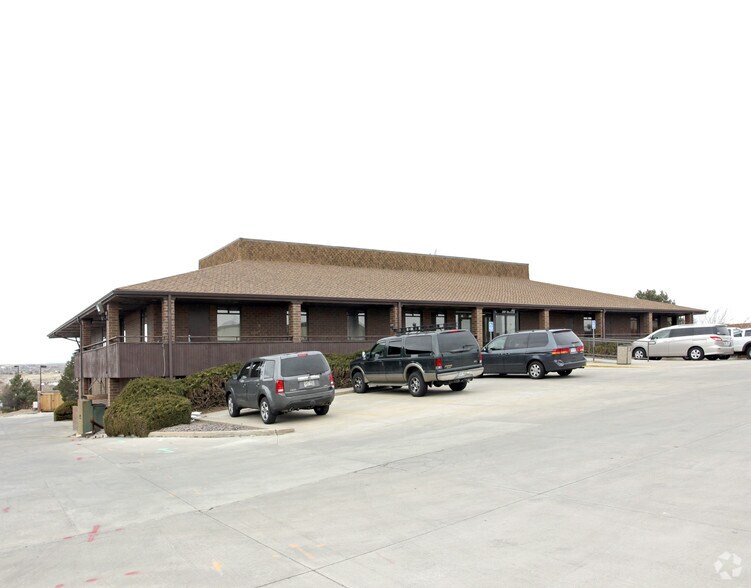 More Photos Of 19700 E Parker Square Dr, Parker Healthcare For Lease