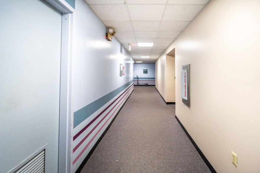 More Photos Of 1000 Church Hill Rd, Pittsburgh Office For Lease