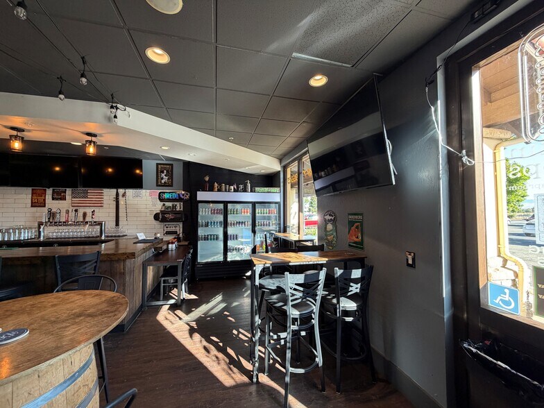 More Photos Of 101-201 E Vineyard Ave, Livermore Unknown For Lease
