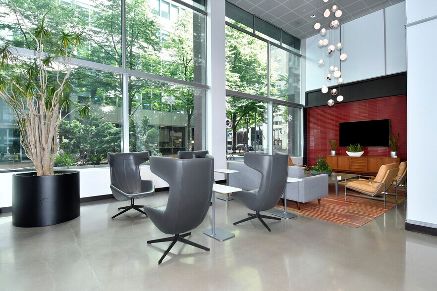 More Photos Of 421 SW 6th Ave, Portland Office For Lease