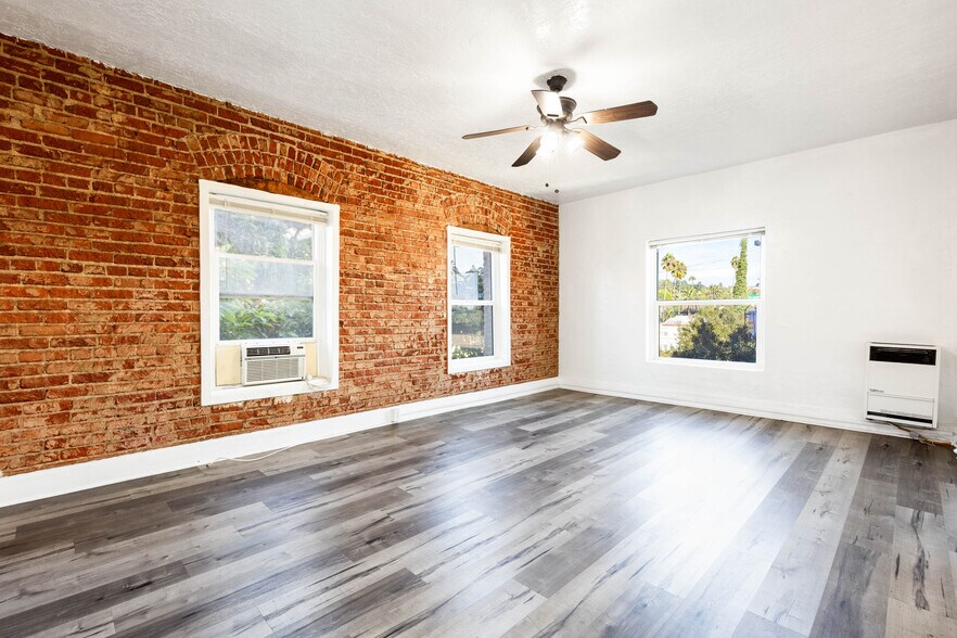 More Photos Of 1848 N Gramercy Pl, Hollywood Apartments For Sale