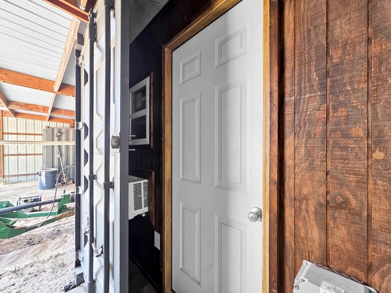 More Photos Of 10024 County Road 207, Centerville Land For Sale