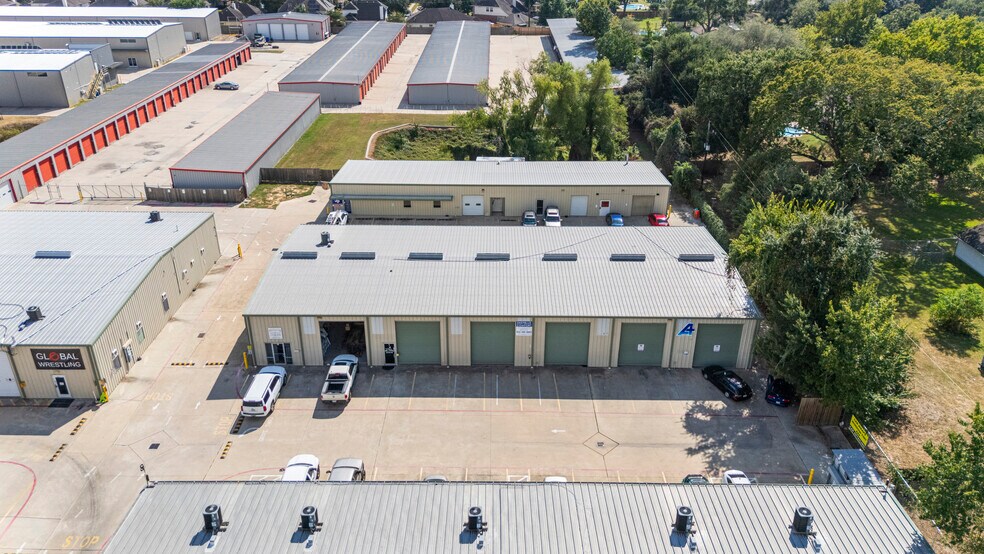 More Photos Of 11703-11711 Spring Cypress Rd, Tomball Unknown For Lease