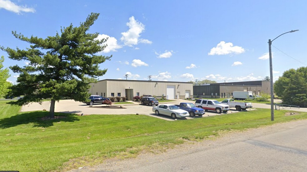 Primary Photo Of 2 Standen Dr, Hamilton Warehouse For Lease
