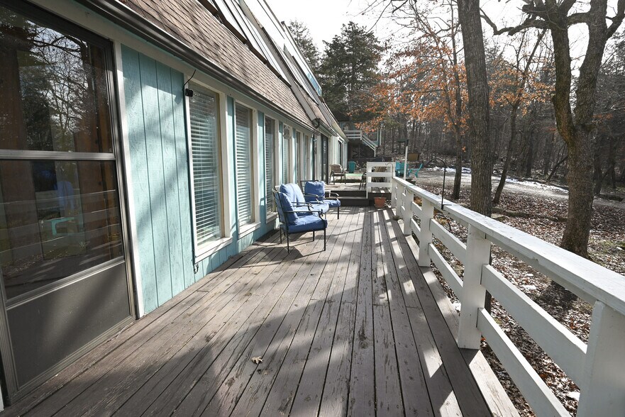 More Photos Of 2759 County Road 411, Berryville Hotel For Sale
