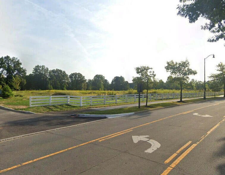 More Photos Of 0 Walton Pky, New Albany Land For Sale