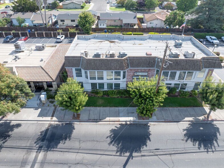More Photos Of 2130 Geer Rd, Turlock Loft Creative Space For Lease