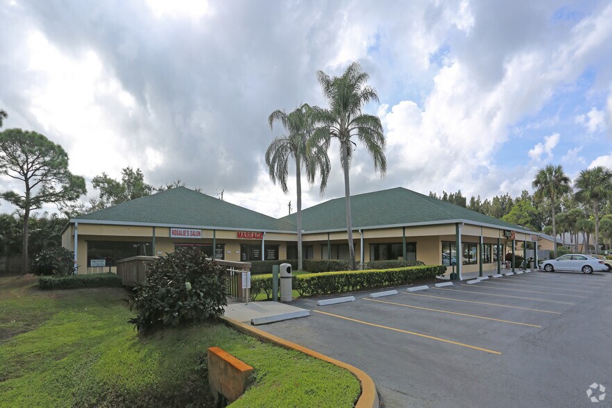 More Photos Of 6116-6140 SE Federal Hwy, Stuart Unknown For Lease