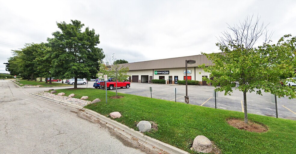 More Photos Of 2900 Skokie Hwy, North Chicago Warehouse For Lease