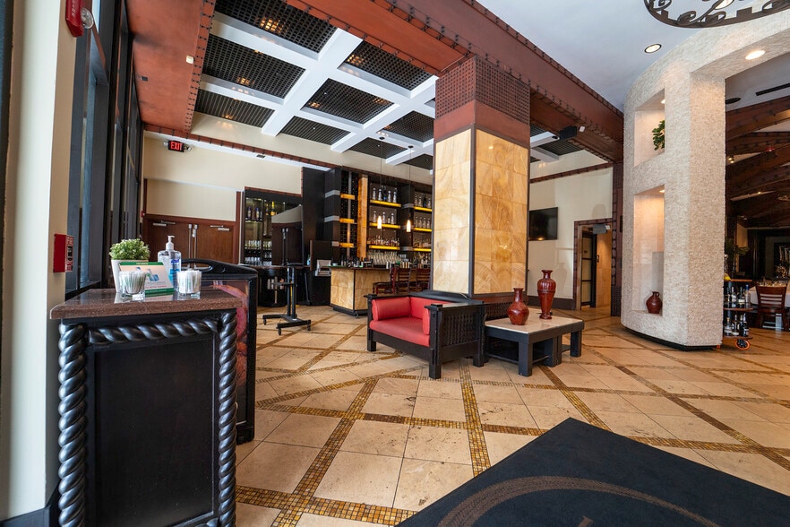 More Photos Of 2455 E Sunrise Blvd, Fort Lauderdale Loft Creative Space For Sale