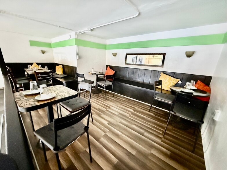 More Photos Of 1101-1127 Polk St, San Francisco Apartments For Lease