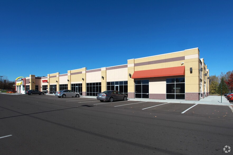 Primary Photo Of 29575 Sportsman Dr, Chisago City General Retail For Lease