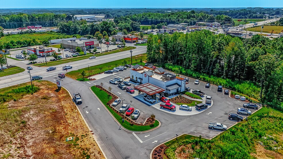 More Photos Of 7410 Augusta Rd, Piedmont Fast Food For Sale