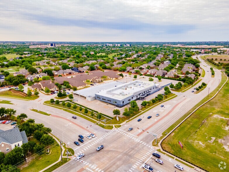 More Photos Of 6957 W Plano Pky, Plano Medical For Lease