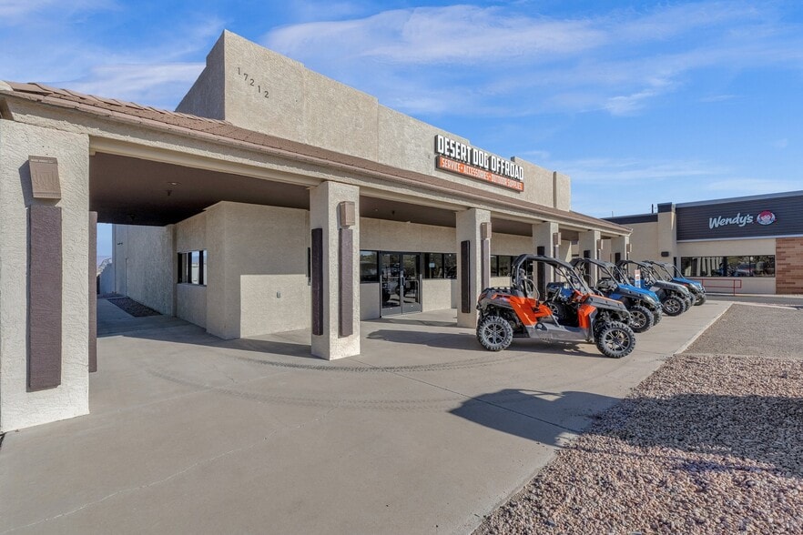 More Photos Of 17212 E Shea Blvd, Fountain Hills Storefront For Sale