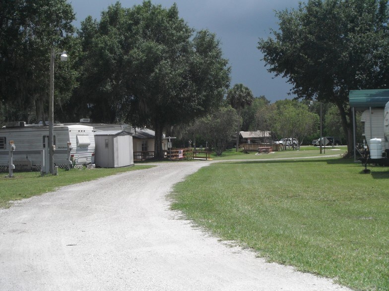 More Photos Of 937 Sabal Palm Dr, Zolfo Springs Manufactured Housing Mobile Home Park For Sale