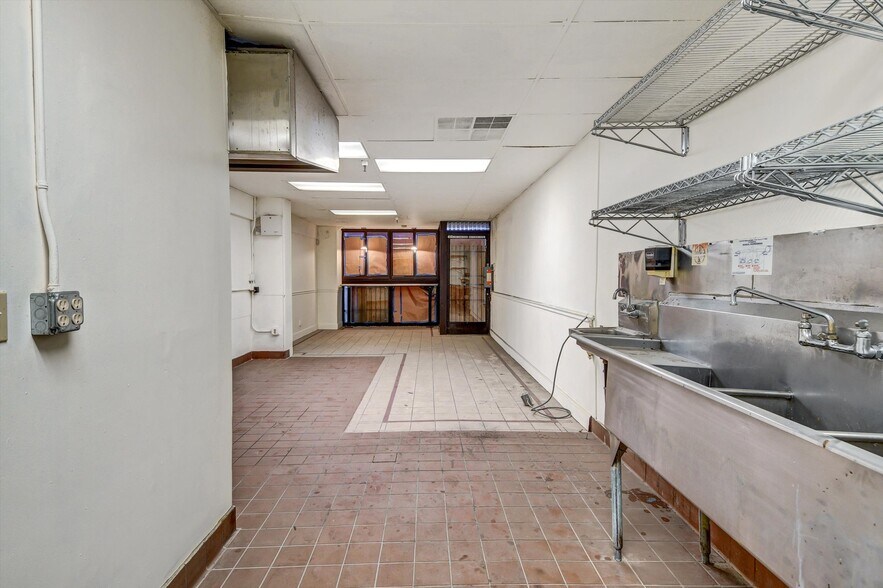 More Photos Of 263-265 Golden Gate Ave, San Francisco Storefront Retail Office For Lease