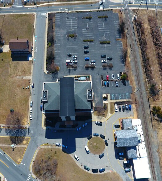 More Photos Of 500 W Loockerman St, Dover Office For Lease