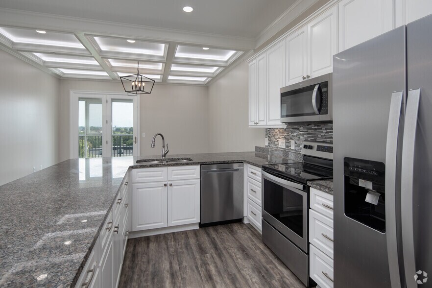 More Photos Of 820 N Thompson Ln, Murfreesboro Apartments For Sale