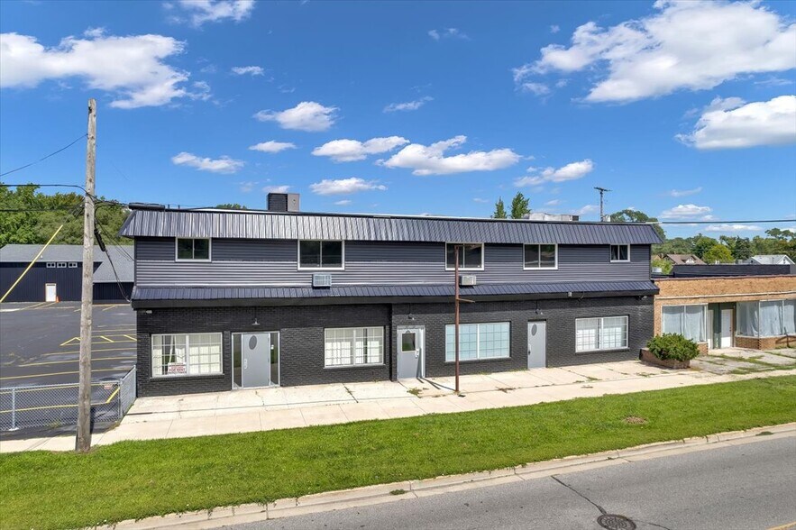 More Photos Of 548 Shattuck Rd, Saginaw Apartments For Sale