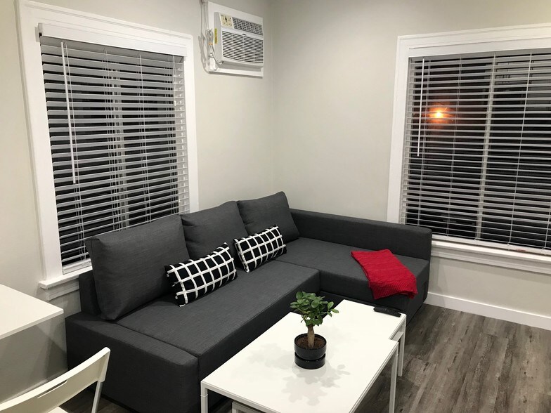 More Photos Of 200-210 W Grand Ave, El Segundo Apartments For Sale