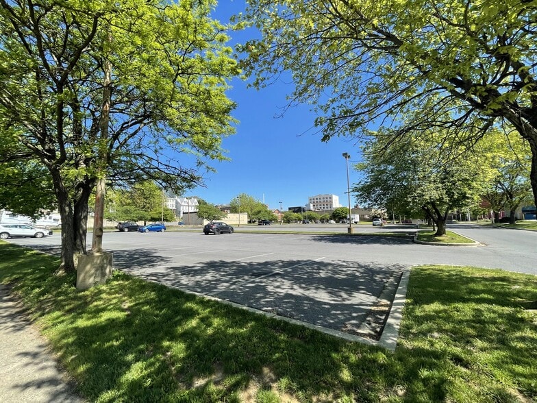 More Photos Of 100 Summit Ave, Hagerstown Office For Sale