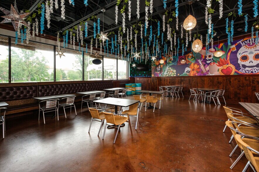 More Photos Of 1007 S Main St, Harrisonburg Restaurant For Lease