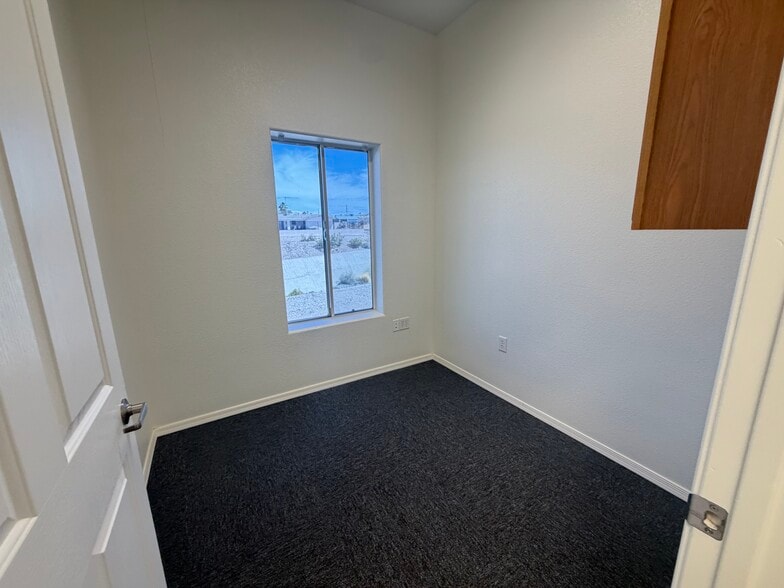 More Photos Of 1515 N Lake Havasu Ave, Lake Havasu City General Retail For Sale