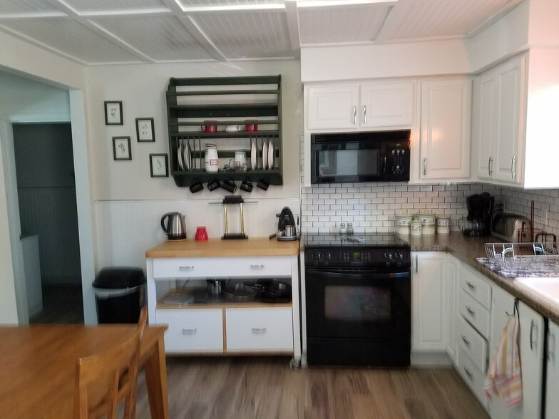 More Photos Of 1123 Cross St SE, Salem Apartments For Sale