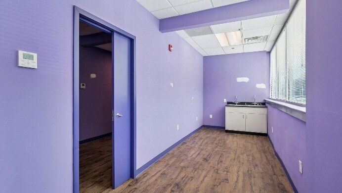 More Photos Of 1325-1349 S 33rd St, Philadelphia Office For Lease