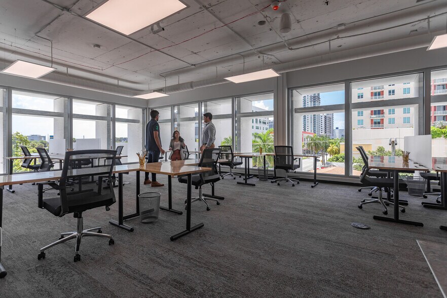 More Photos Of 2125 Biscayne Blvd, Miami Office Residential For Lease