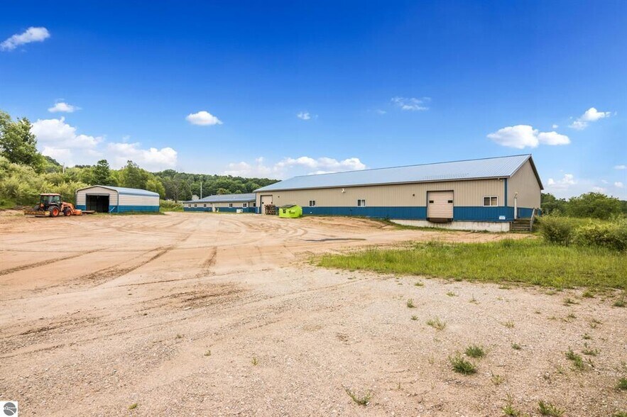 More Photos Of 8160 Cadillac Hwy, Benzonia Freestanding For Sale