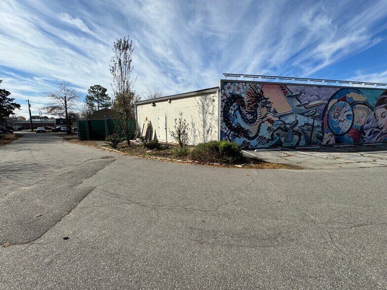 More Photos Of 3259 Virginia Beach Blvd, Virginia Beach Freestanding For Lease