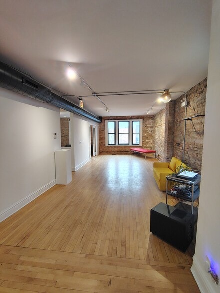 More Photos Of 3317 W Fullerton Ave, Chicago Storefront Retail Office For Lease