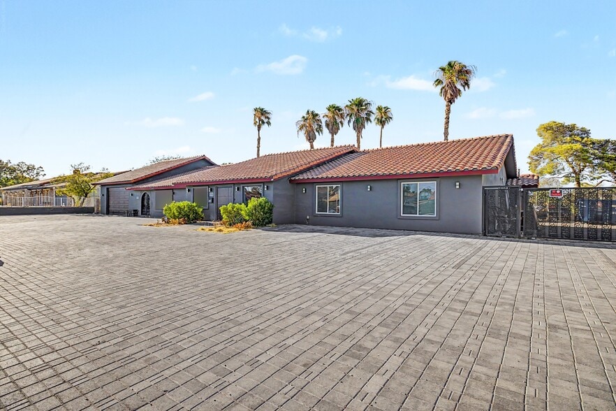More Photos Of 6470 W Desert Inn Rd, Las Vegas Medical For Sale