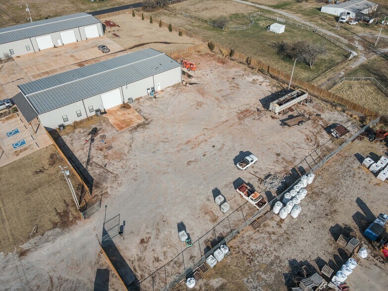 More Photos Of 9808 S Sunnylane Rd, Moore Office For Sale