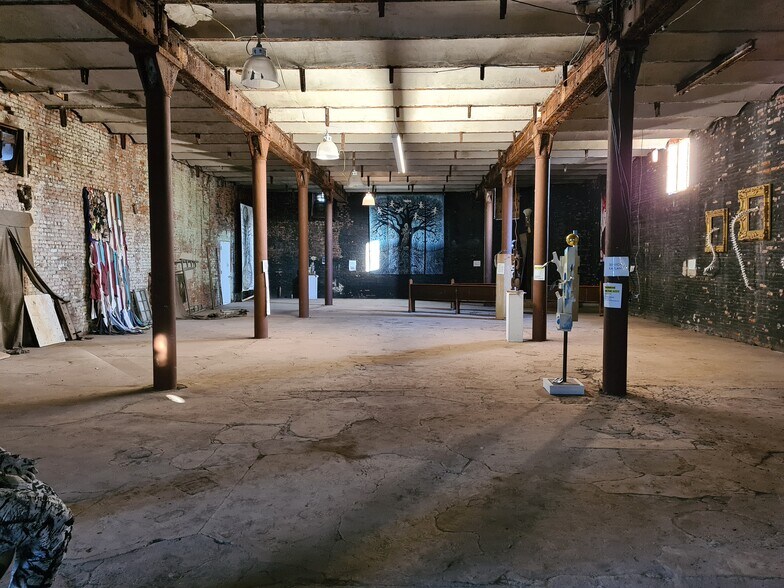 More Photos Of 63 Governor St, Paterson Warehouse For Lease