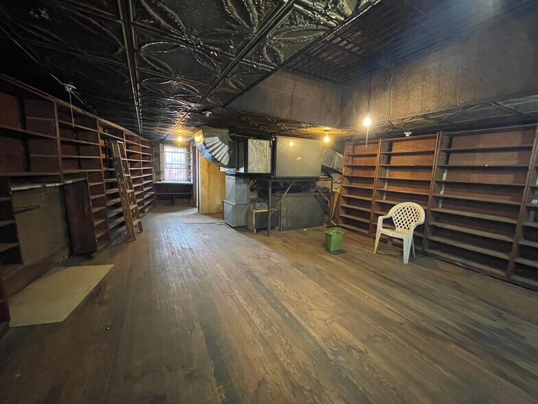 More Photos Of 704 Main Ave, Passaic Storefront For Lease