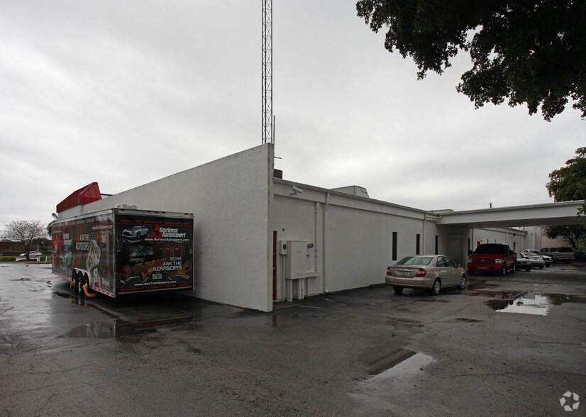 More Photos Of 2271 Palm Beach Lakes Blvd, West Palm Beach Unknown For Lease