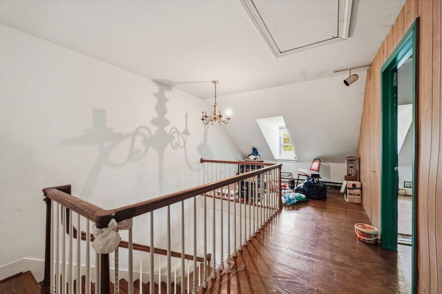 More Photos Of 6 N Washington St, Easton Restaurant For Sale