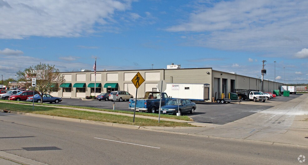 More Photos Of 4650 Springboro Pike, Dayton Warehouse For Lease