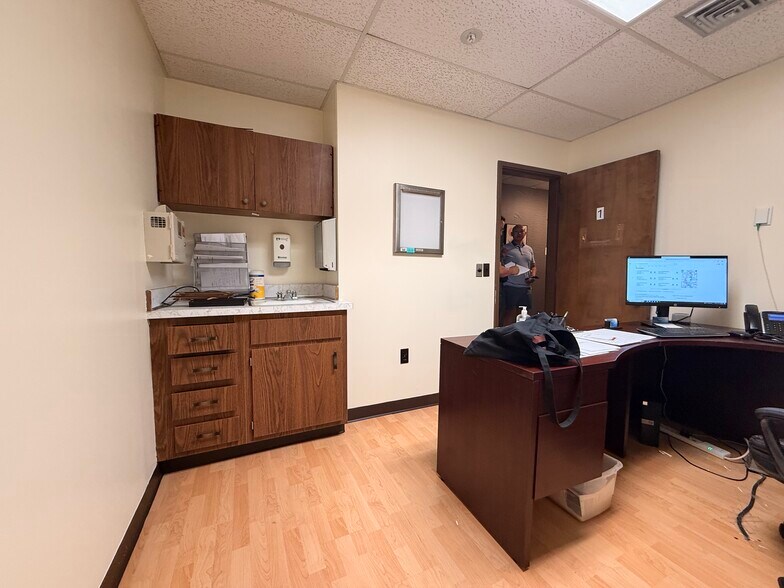 More Photos Of 333 School St, Pawtucket Medical For Sale